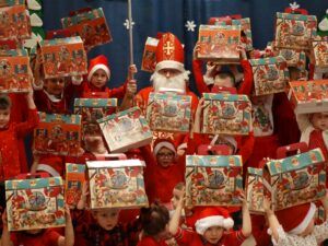 Zabezpieczone: Spotkanie ze św. Mikołajem w przedszkolu