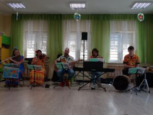 Zabezpieczone: Mobilna Filharmonia: Kierunek zachód – Dźwięki wielkiego świata